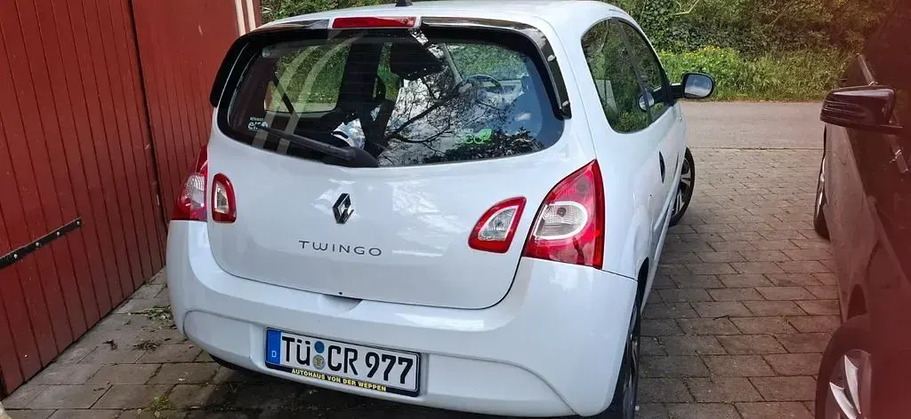 Używany Renault Twingo 75 KM (55 kW) 2014 Biały Hatchback