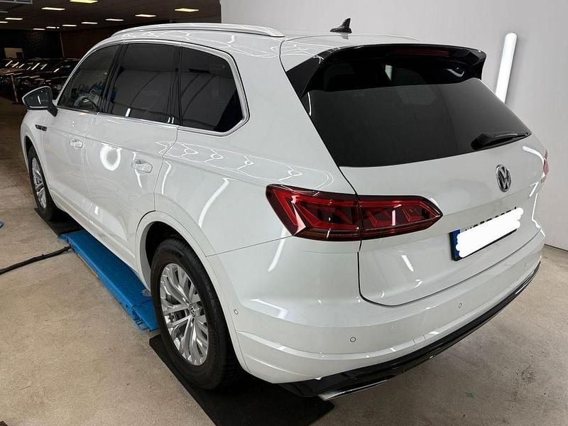 Gebraucht VW Touareg 286 PS (210 kW) 2020 Weiß SUV