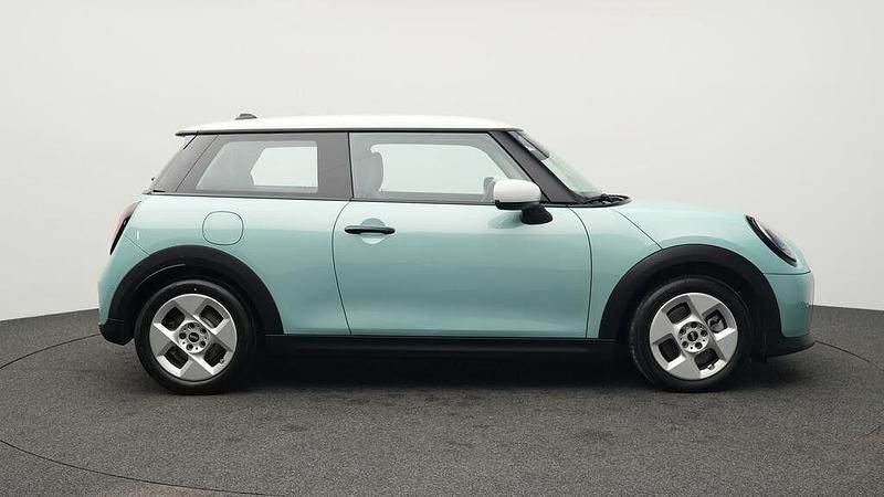 Gebraucht Mini Cooper Classic 156 PS (114 kW) 2024 Grün Kleinwagen