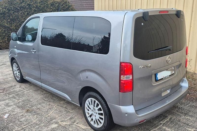 Gebraucht Opel Zafira Life 150 PS (110 kW) 2019 Grau Van / Kleinbus