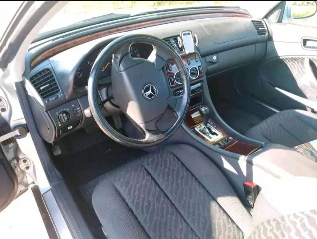 Gebraucht Mercedes CLK230 Elegance 193 PS (141 kW) 1998 Silber Coupé