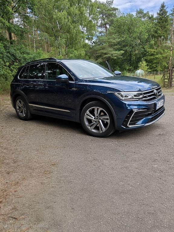 Blau Gebraucht 2022 VW Tiguan R-line SUV | 31.000 € (Guter Preis) - Bild 1/4