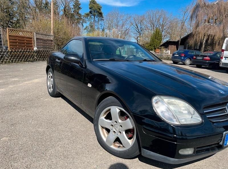 Gebraucht Mercedes SLK200 100 PS (73 kW) 2000 Schwarz Cabrio