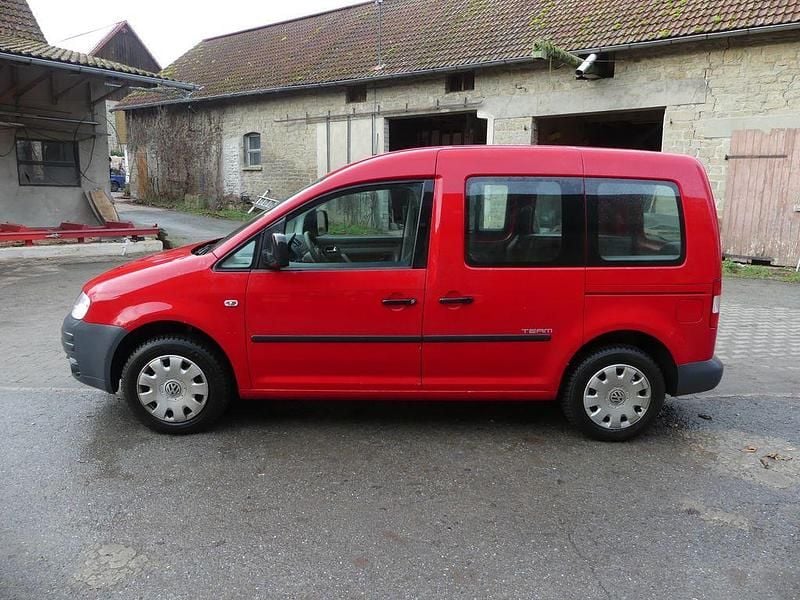 Rot Gebraucht 2010 VW Caddy Life Van / Kleinbus | 3.500 € (Superpreis) - Bild 1/4