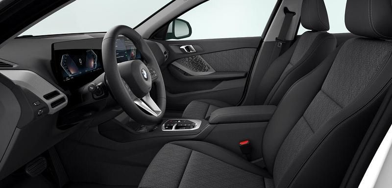 Gebraucht BMW 120 Shadowline 163 PS (119 kW) 2025 Weiß Kleinwagen