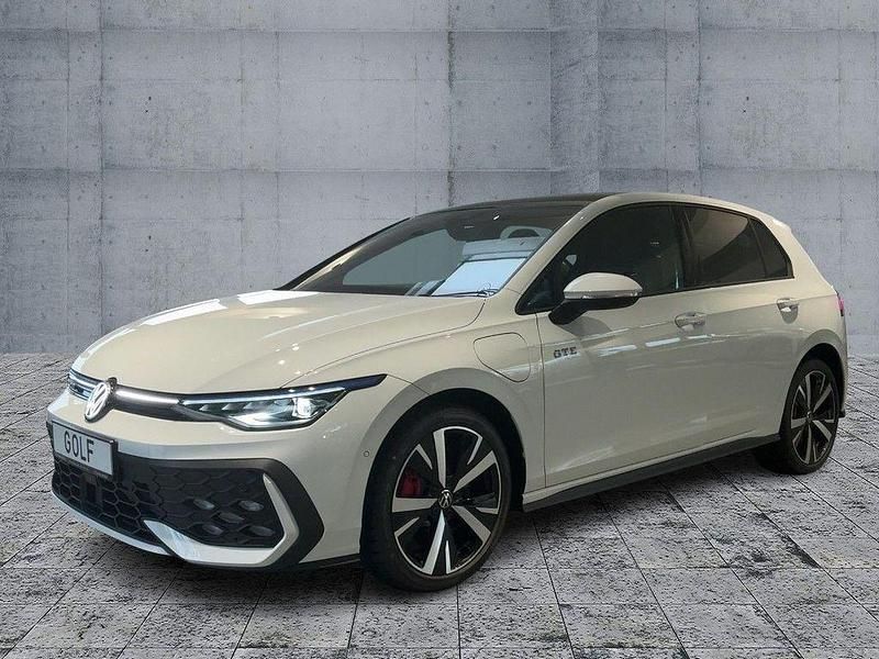 Weiß Neu 2025 VW Golf VIII GTE Limousine | 44.970 € (Teuer) - Bild 1/4