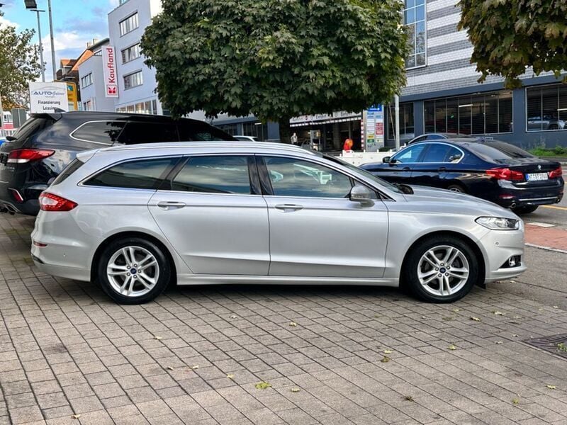 Gebraucht Ford Mondeo Titanium 160 PS (117 kW) 2016 Polarsilber metallic Kombi