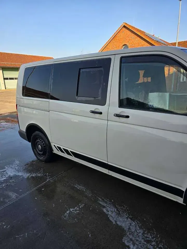 Gebraucht VW Caravelle Trendline 84 PS (61 kW) 2008 Weiß Van