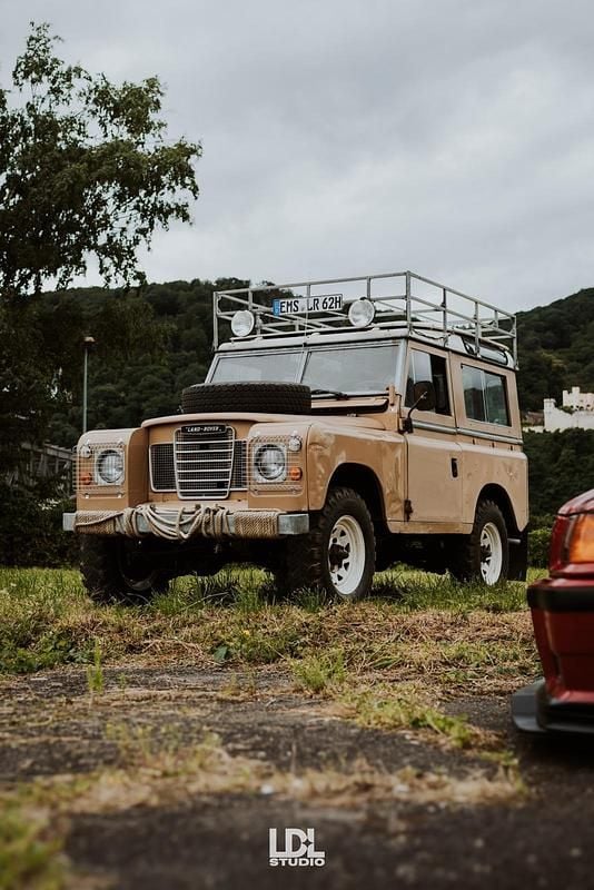 Beige Gebraucht 1984 Land Rover 3 SUV | 13.500 € - Bild 1/4