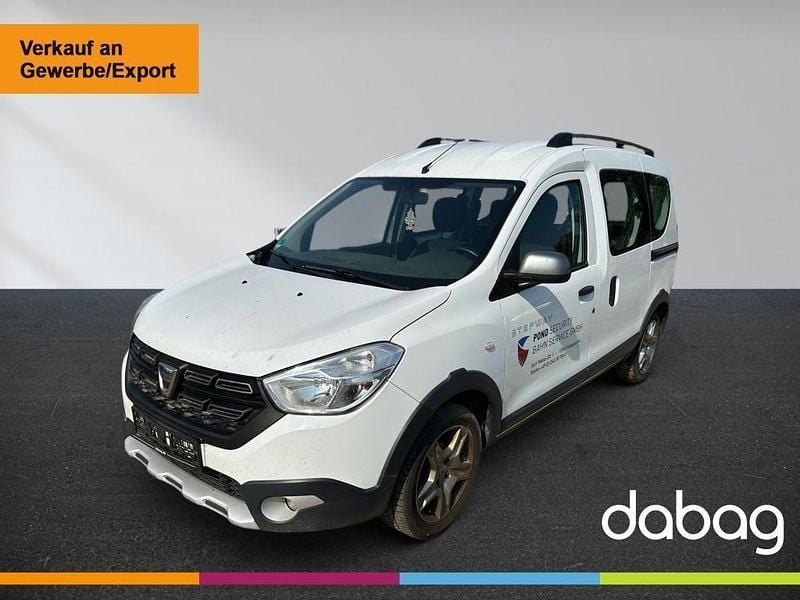 Weiß Gebraucht 2019 Dacia Dokker Celebration Van | 6.490 € (Guter Preis) - Bild 1/4
