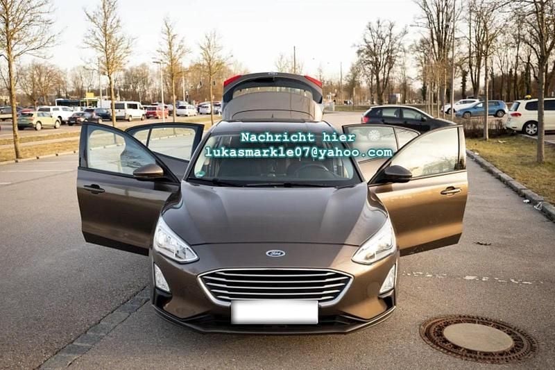 Gebraucht Ford Focus Trend 125 PS (91 kW) 2018 Braun Kombi