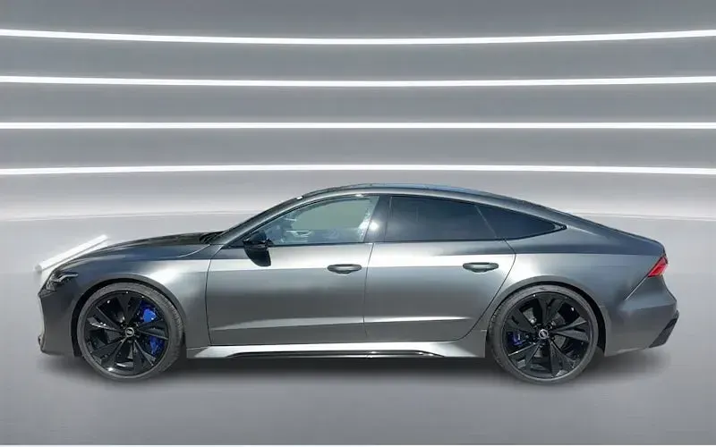 Gebraucht Audi RS7 Sportback Ambiente 600 PS (441 kW) 2023 Daytonagrau matt Kleinwagen