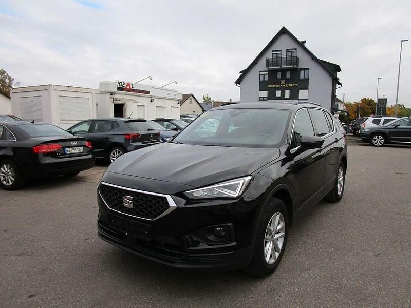 Deep black Gebraucht 2023 Seat Tarraco Style SUV | 27.350 € (Guter Preis) - Bild 1/4