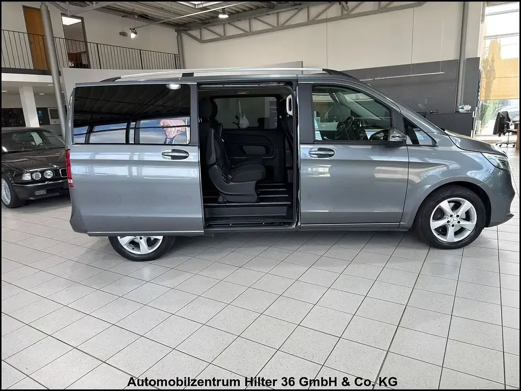 Gebraucht Mercedes V250 190 PS (139 kW) 2021 Grau Van / Kleinbus