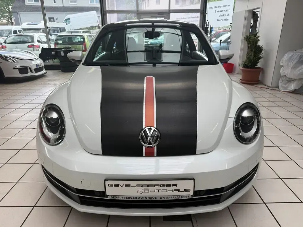Gebraucht VW Beetle Design 160 PS (117 kW) 2013 Oryxweiss Kleinwagen