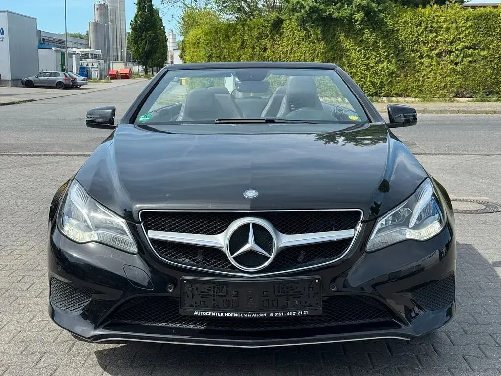 Gebraucht Mercedes E220 170 PS (125 kW) 2014 Schwarz Cabrio