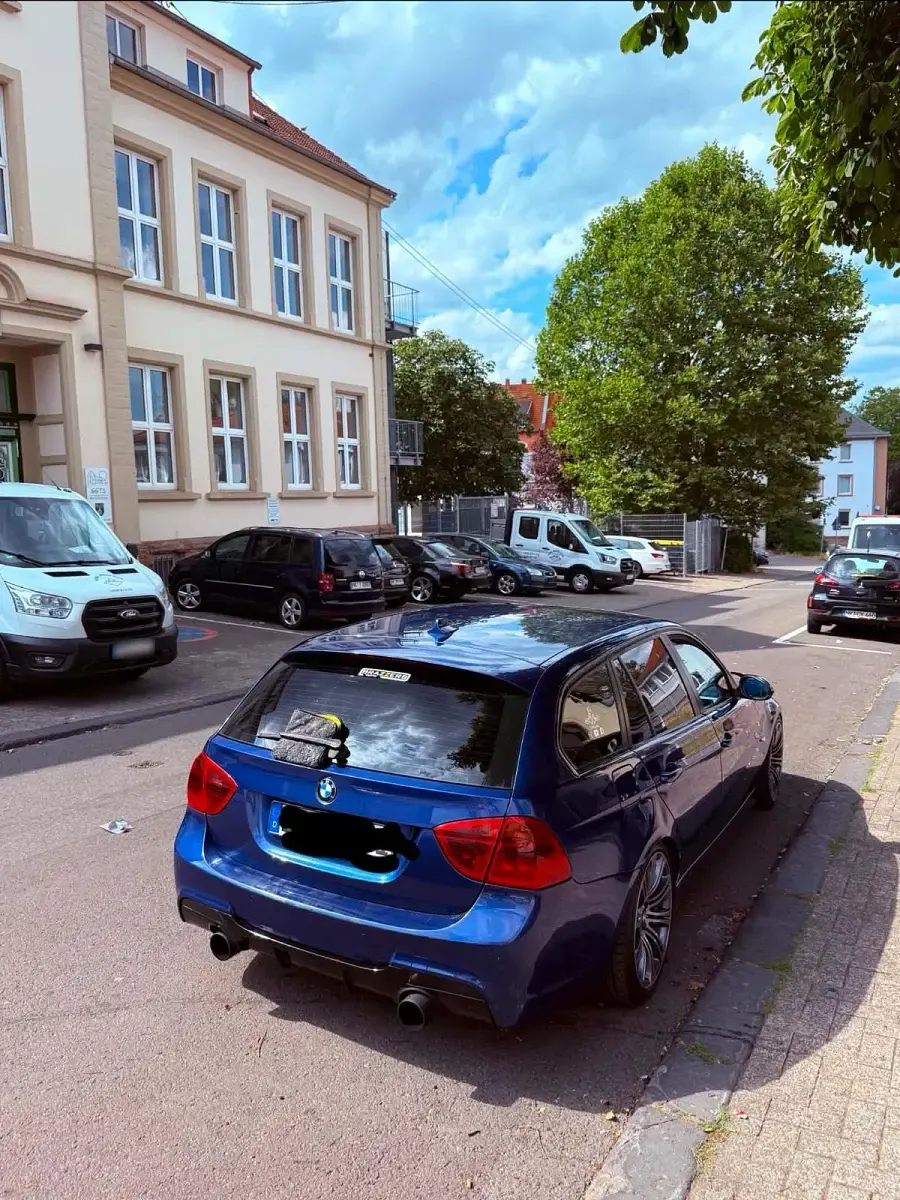 Gebraucht BMW 330 231 PS (169 kW) 2006 Blau Kombi