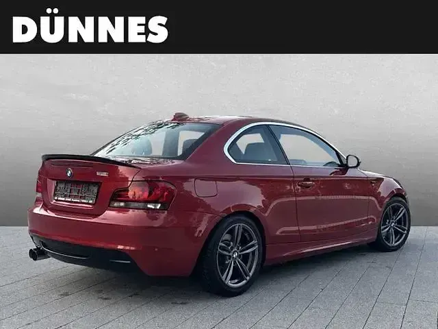 Gebraucht BMW 125 Coupé Sport Line 218 PS (160 kW) 2009 Sedonarot metallic Coupé
