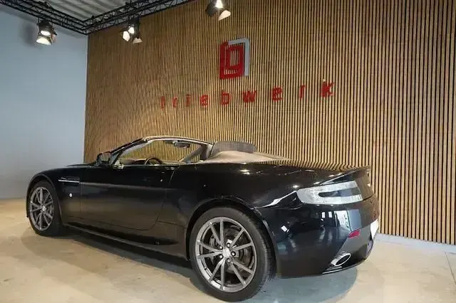 Gebraucht Aston Martin V8 Vantage 426 PS (313 kW) 2014 Schwarz Cabrio