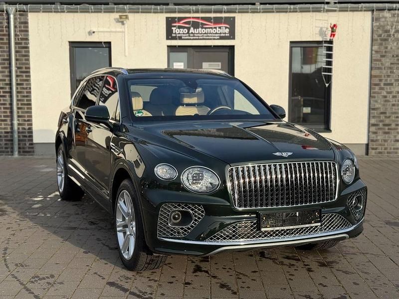 Grün Gebraucht 2022 Bentley Bentayga SUV | 247.500 € - Bild 1/4