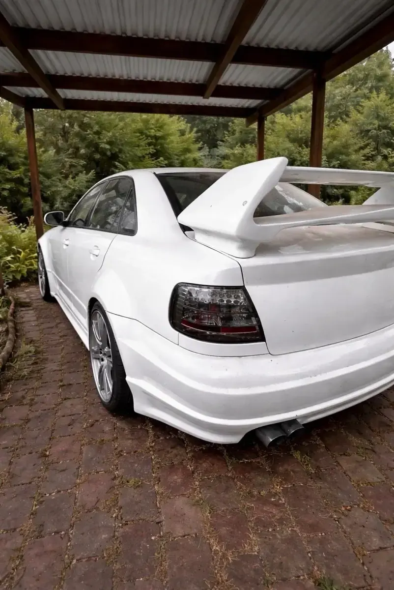 Gebraucht Audi A4 110 PS (80 kW) 1999 Weiß Limousine