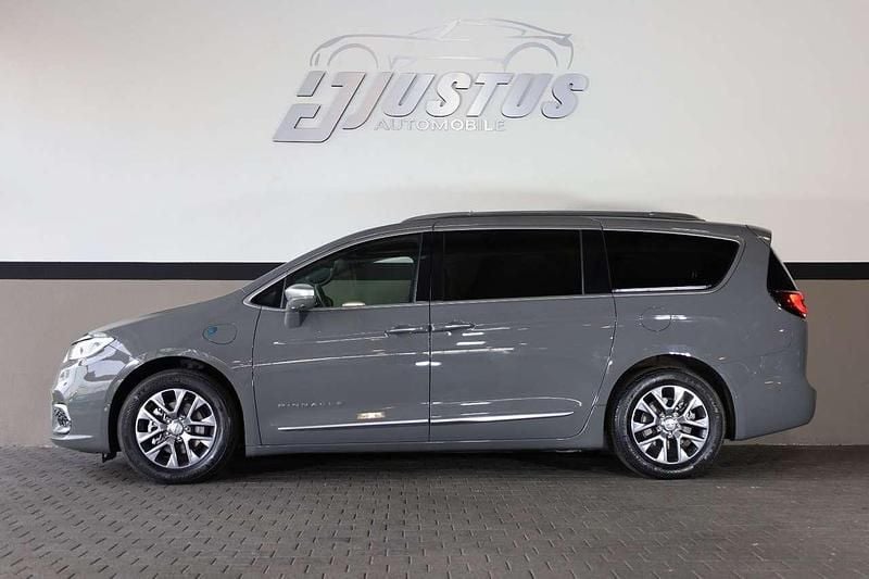 Usado Chrysler Pacifica 264 CV (194 kW) 2021 Gris Monovolumen