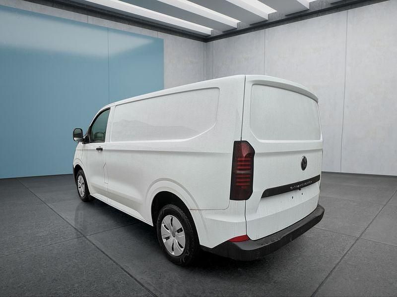 Neu VW T7 100 kW (136 PS) 2026 Grau Van