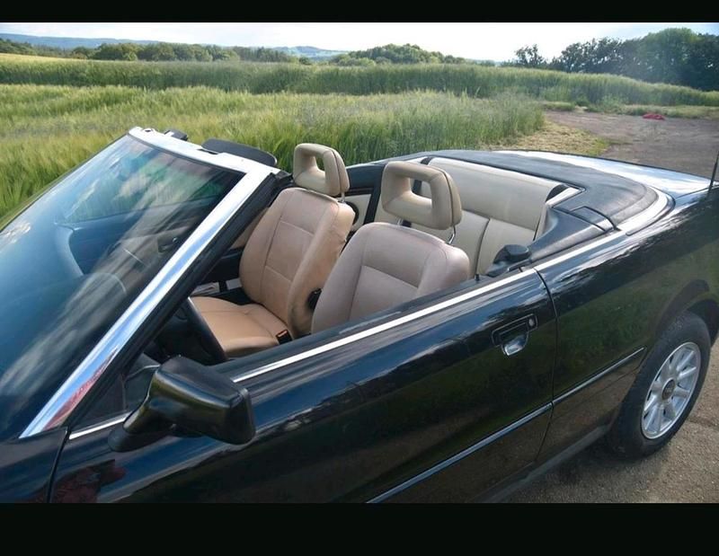 Schwarz Gebraucht 1993 Audi 80 Cabrio | 8.500 € - Bild 1/4