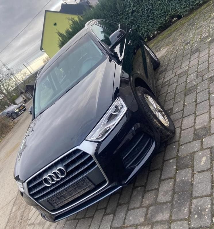 Schwarz Gebraucht 2016 Audi Q3 SUV | 13.200 € (Guter Preis) - Bild 1/4