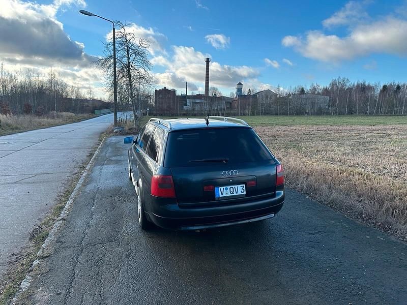 Gebraucht Audi A6 164 PS (120 kW) 2000 Schwarz Kombi