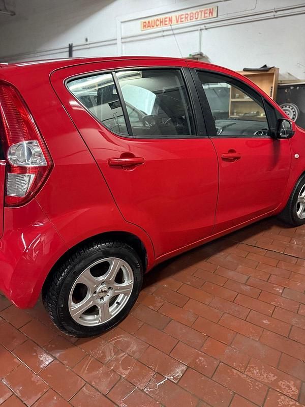 Rot Gebraucht 2010 Suzuki Splash Kleinwagen | 2.700 € (Fairer Preis) - Bild 1/4