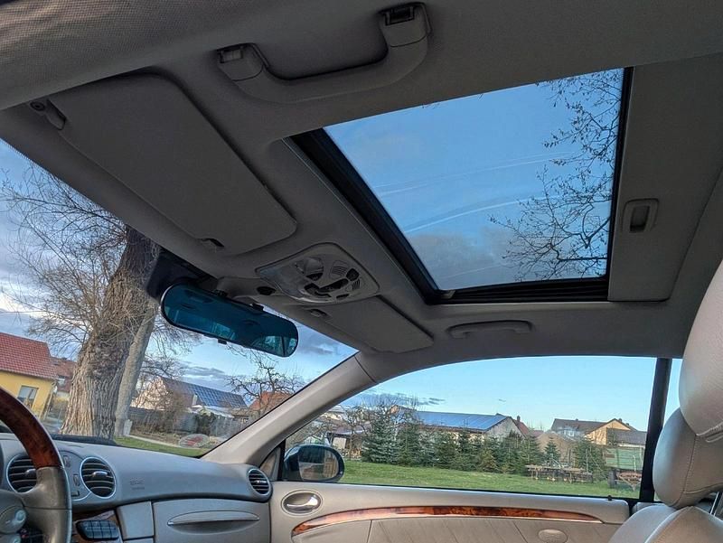 Gebraucht Mercedes CLK320 218 PS (160 kW) 2004 Blau Coupé