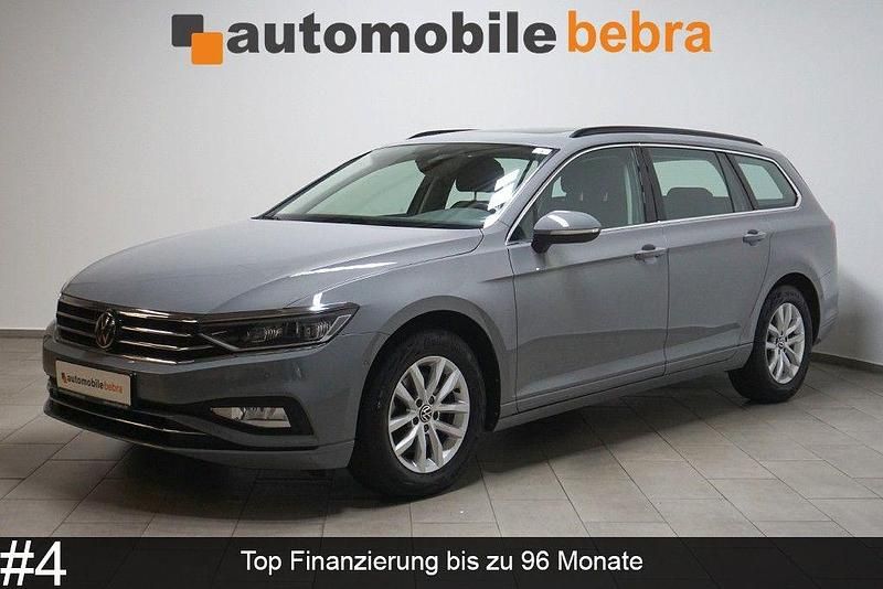 Grau Gebraucht 2022 VW Passat Business Limousine | 22.990 € (Fairer Preis) - Bild 1/4