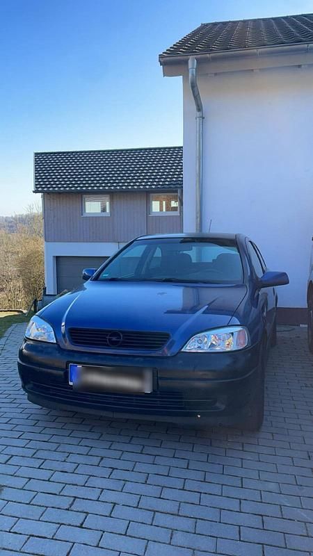 Blau Gebraucht 2002 Opel Astra Coupé | 899 € (Guter Preis) - Bild 1/4