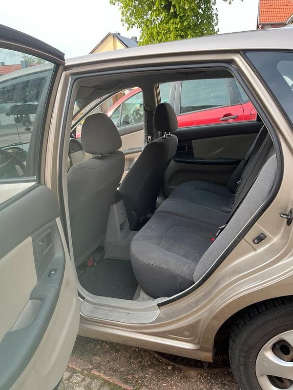 Gebraucht Kia Cerato 105 PS (77 kW) 2005 Limousine