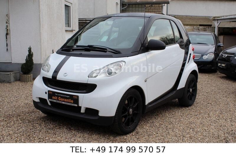 Tridionsicherheitszelle schwa Gebraucht 2011 Smart ForTwo Coupé Coupé | 3.999 € (Fairer Preis) - Bild 1/4