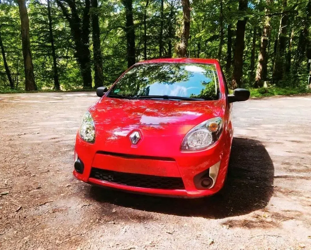 Gebraucht Renault Twingo 70 PS (51 kW) 2011 Rot Kleinwagen
