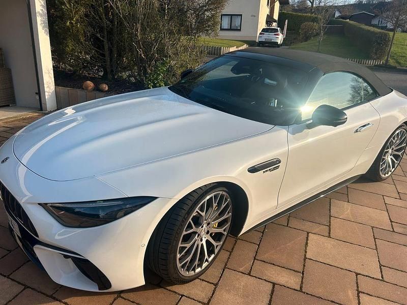 Gebraucht Mercedes SL63 AMG AMG 585 PS (430 kW) 2022 Weiß Cabrio