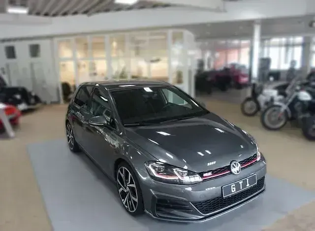 Gebraucht VW Golf VII GTI 245 PS (180 kW) 2019 Indiumgrau (metallic) Limousine