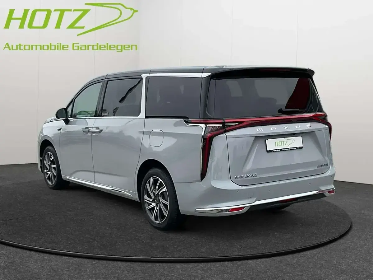Gebraucht Maxus MIFA 9 180 kW (245 PS) 2024 Schwarz Van / Kleinbus