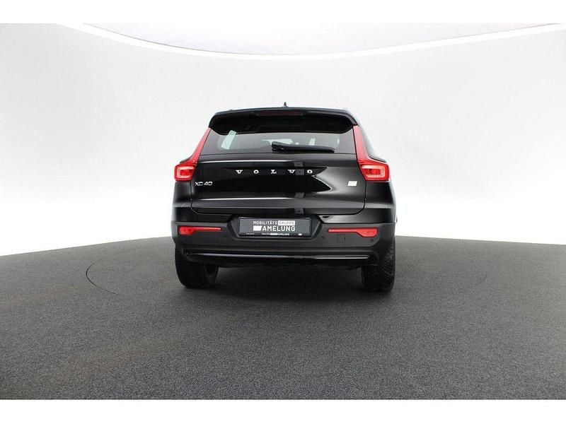 Gebraucht Volvo XC40 Core 169 kW (231 PS) 2022 Black solid stone SUV