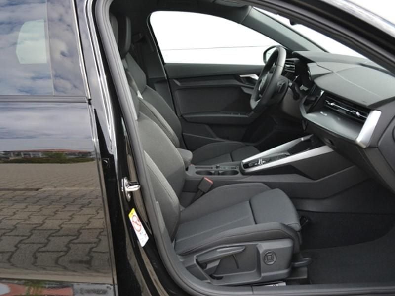 Gebraucht Audi A3 S-Line 150 PS (110 kW) 2023 Schwarz (mythosschwarz metallic) Limousine