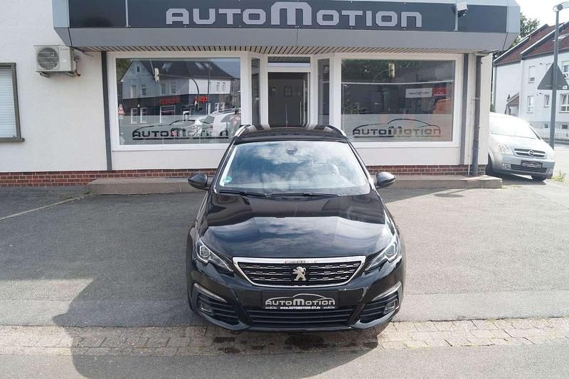 Gebraucht Peugeot 308 SW Allure 131 PS (96 kW) 2019 Noir perla nera (metallic) Kombi