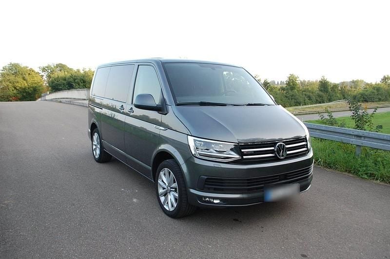 Usata VW T6 204 CV (150 kW) 2016 Grigio Furgone