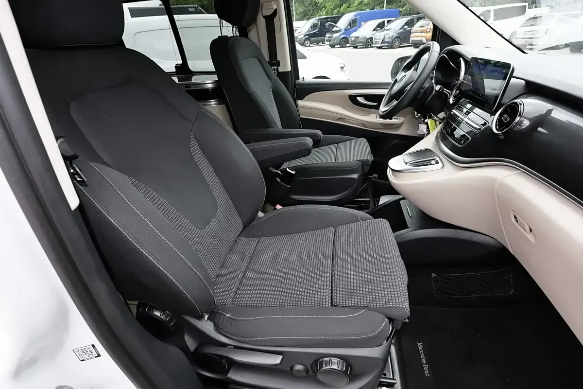 Gebraucht Mercedes V250 Marco Polo 190 PS (139 kW) 2022 Weiß Van / Kleinbus