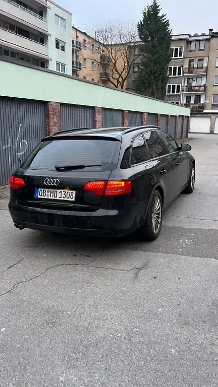 Gebraucht Audi A4 Ambiente 160 PS (117 kW) 2010 Schwarz Kombi