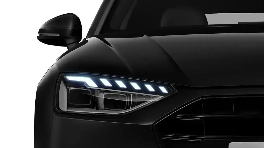 Gebraucht Audi A4 Advanced Plus 204 PS (150 kW) 2023 Mythosschwarz metallic Kombi