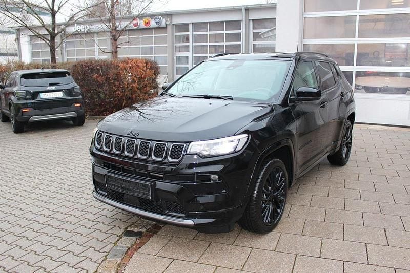 Schwarz Gebraucht 2023 Jeep Compass SUV | 23.900 € (Superpreis) - Bild 1/4