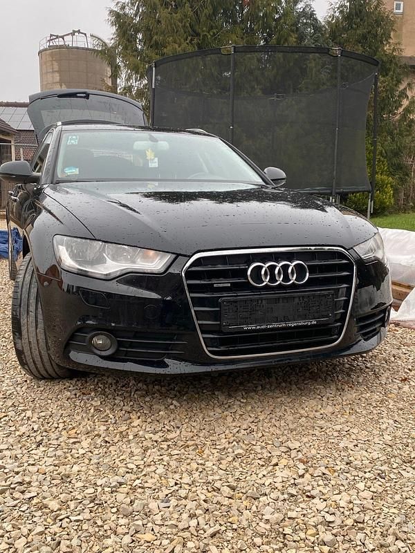 Schwarz Gebraucht 2012 Audi A6 Kombi | 8.000 € (Guter Preis) - Bild 1/4