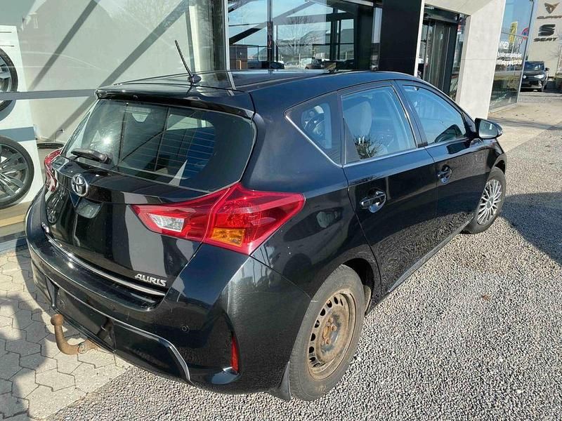 Gebraucht Toyota Auris T2 99 PS (72 kW) 2013 Schwarz Limousine
